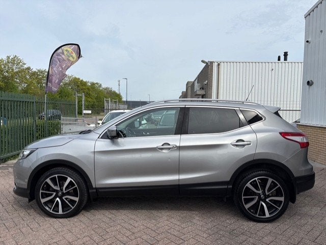 Nissan Qashqai 1.2 Tekna AUTOMAAT PANARAMADAK, Auto's, Euro 5, Gebruikt, 4 cilinders, 116 pk