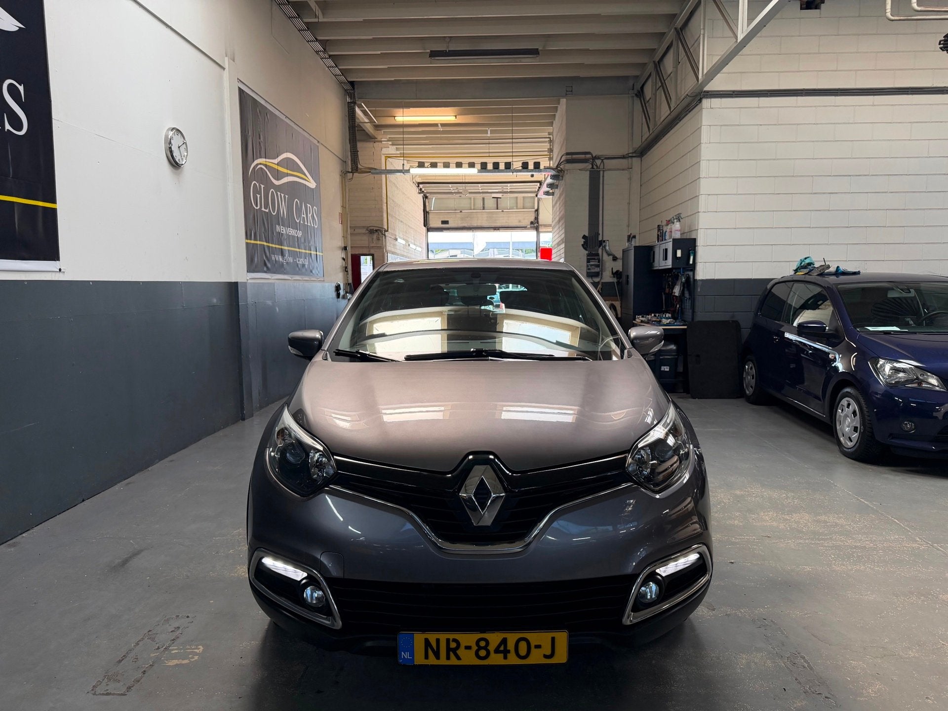 Renault Captur 1.2 TCe Expression |AIRCO|AUT|CRUISE|PDC, Auto's, Stof, Zwart, 4 cilinders, 19 km/l