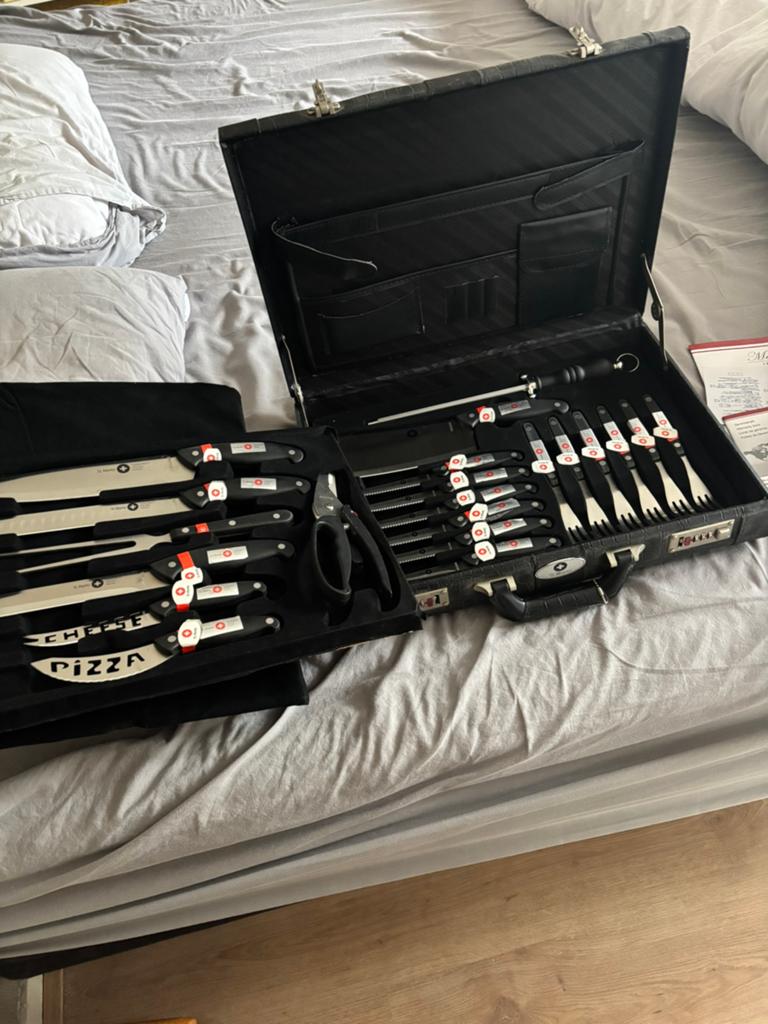 Nieuw in koffer: Uitgebreide Bestekset - 21- delig, Ophalen of Verzenden, Nieuw, Rvs of Chroom