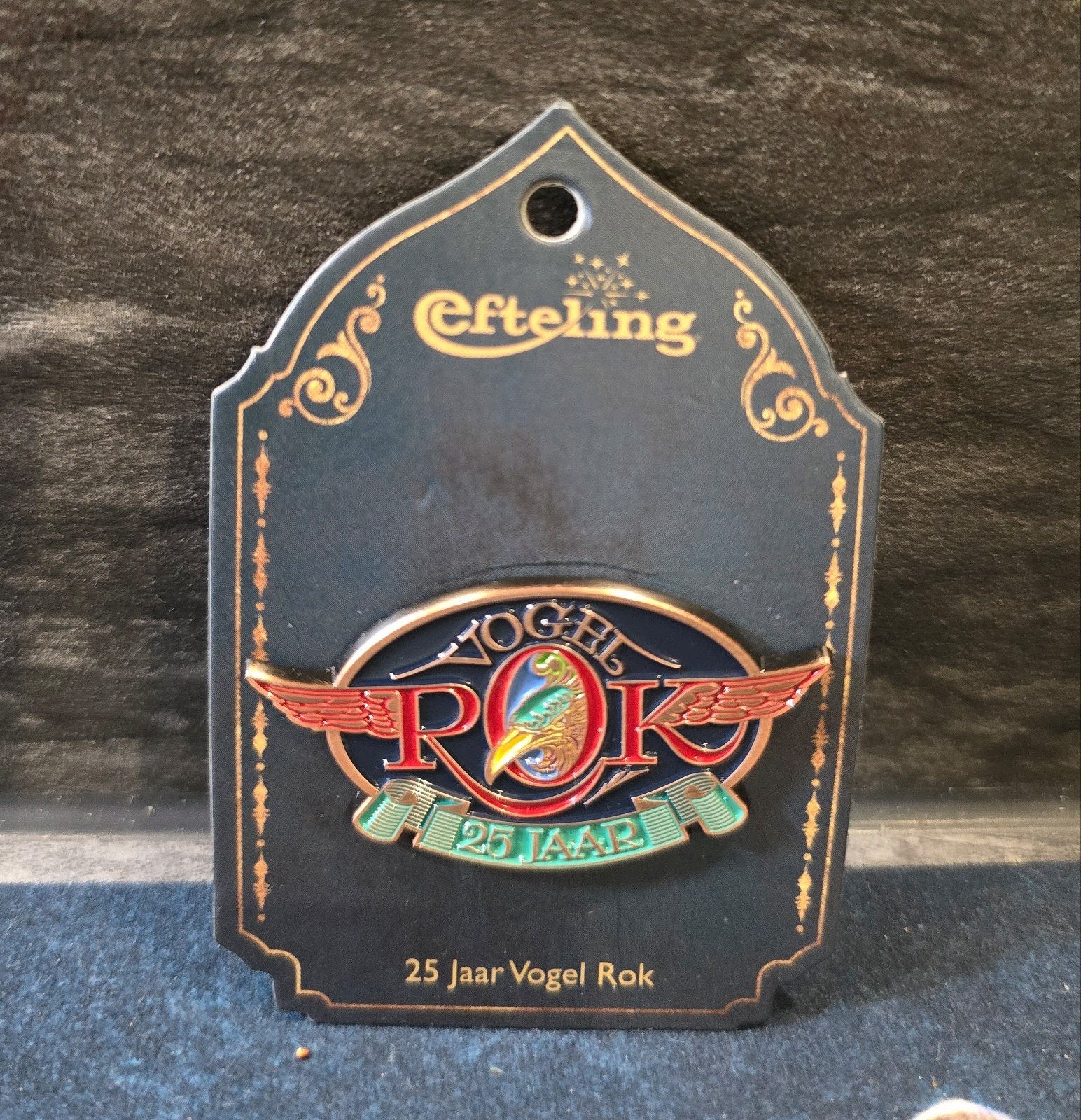 Efteling Pin -  Vogel Rok 25 Jaar, Verzamelen, Efteling, Ophalen of Verzenden, Nieuw, Button of Speldje