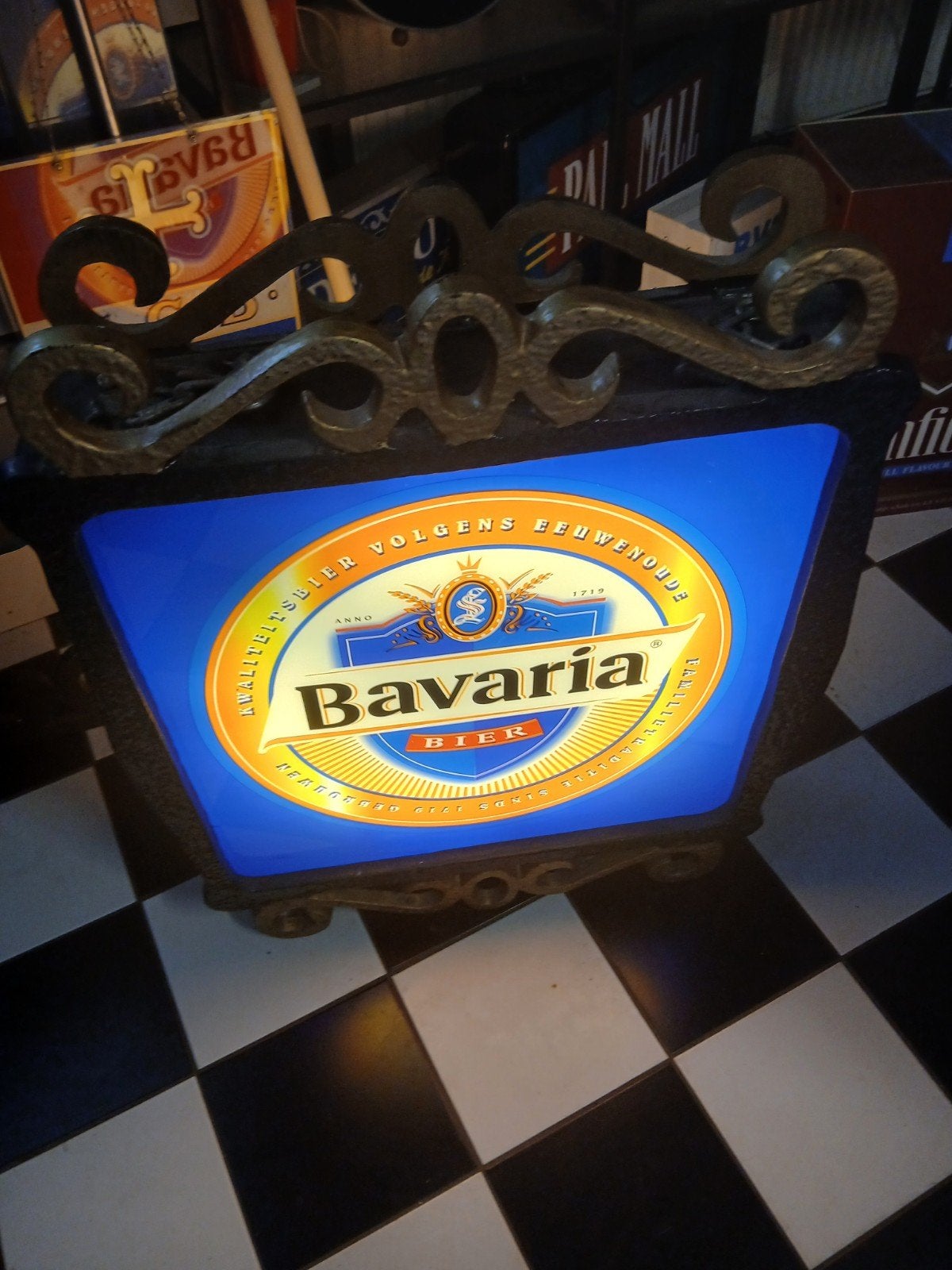 Bavarie lichtbak metbeugel, Ophalen, Zo goed als nieuw, Reclamebord, Plaat of Schild, Overige merken