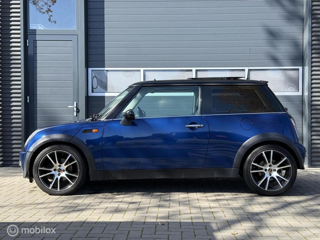 Mini Mini 1.6 Cooper | AIRCO | PANORAMADAK | CRUISE | 17"LMV, Auto's, Mini, Gebruikt, Zwart, 4 cilinders, Bedrijf