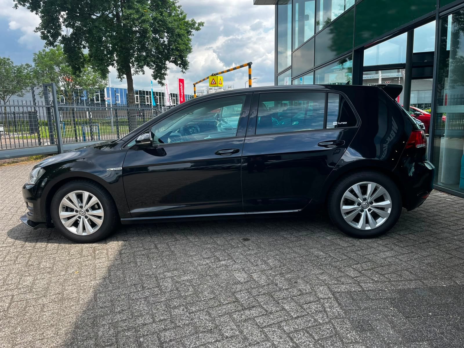 Volkswagen Golf 1.0 TSI Comfortline (Parkeersensoren, Goed O, Voorwielaandrijving, Gebruikt, Euro 6, Origineel Nederlands