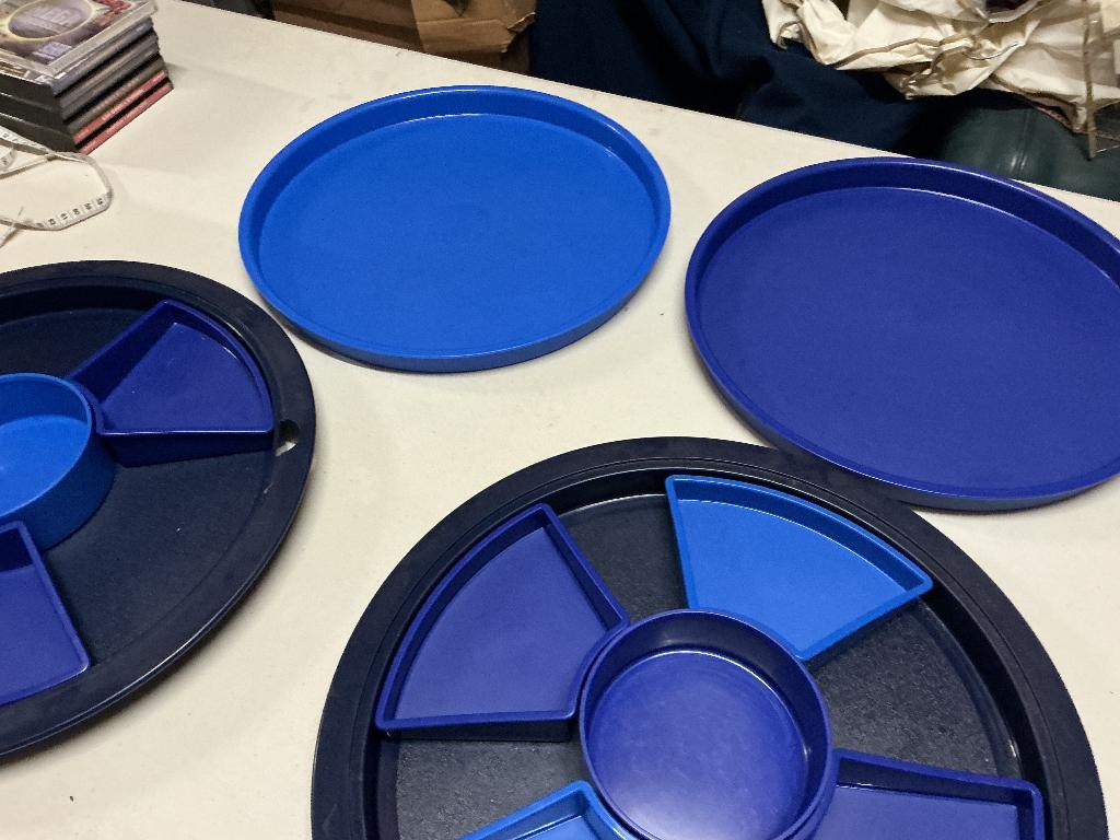 Serveer schaal Tupperware  totaal 2 stuks, Ophalen, Zo goed als nieuw, Schaal