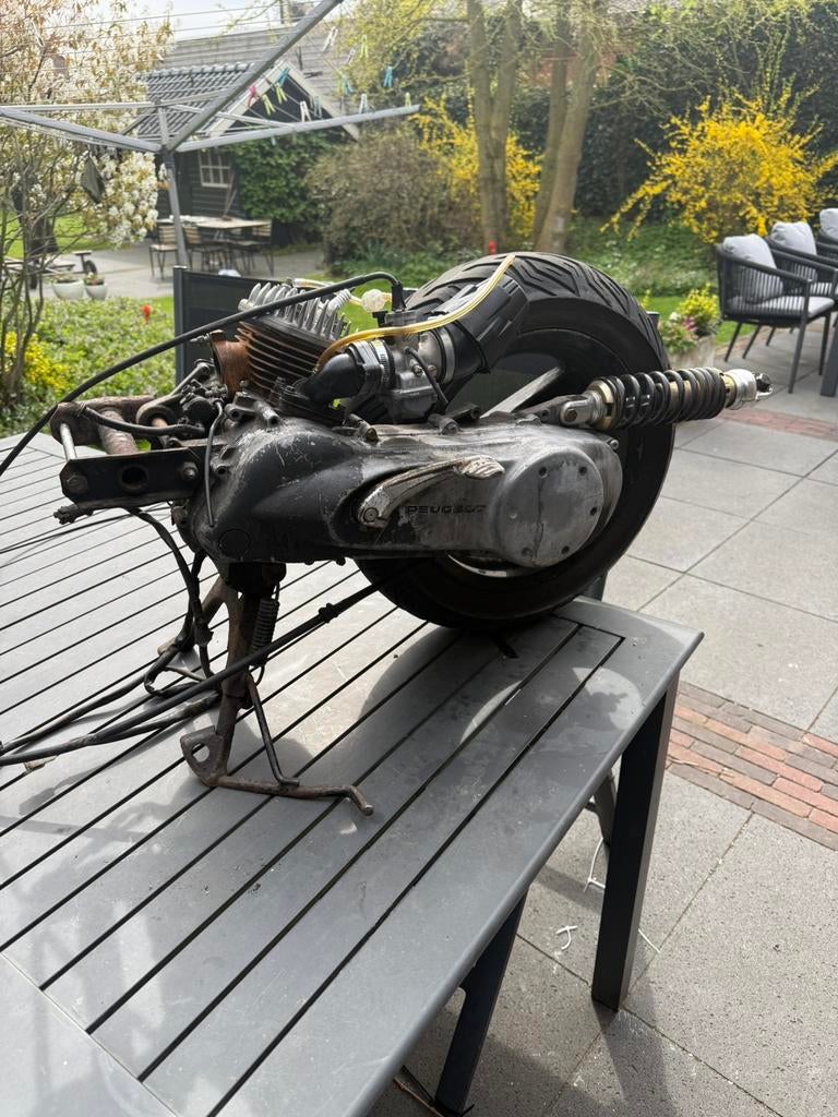 50cc peugeot speedfight 2 blok compleet, Fietsen en Brommers, Brommeronderdelen | Scooters, Ophalen, Gebruikt, Blok, Peugeot