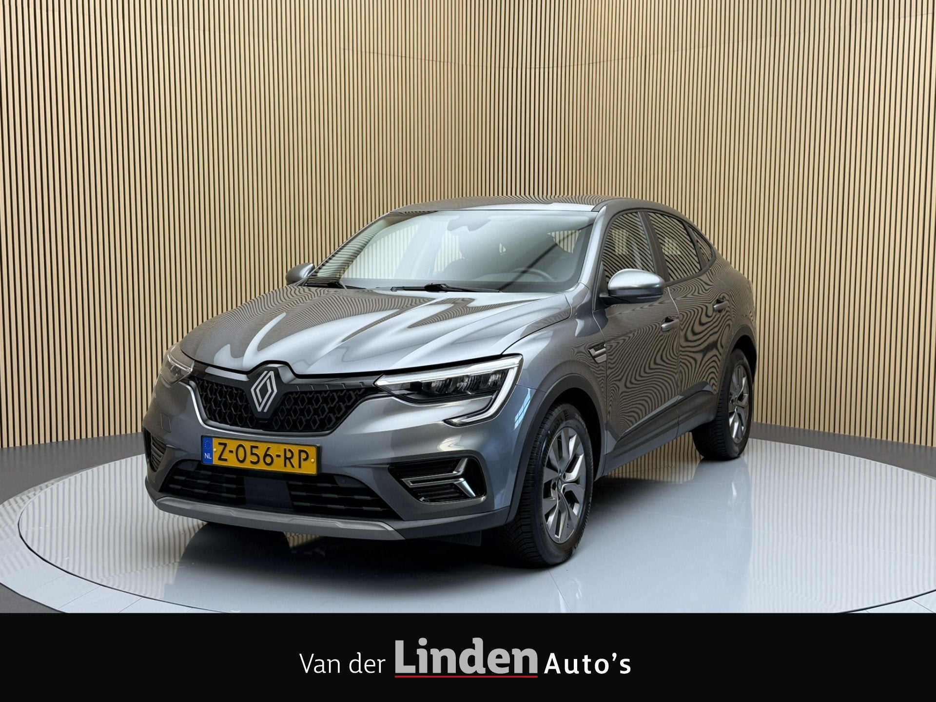 Renault Arkana 1.6 E-Tech full hybrid 145 Evolution | Camera, Stof, Gebruikt, Origineel Nederlands, 760 kg