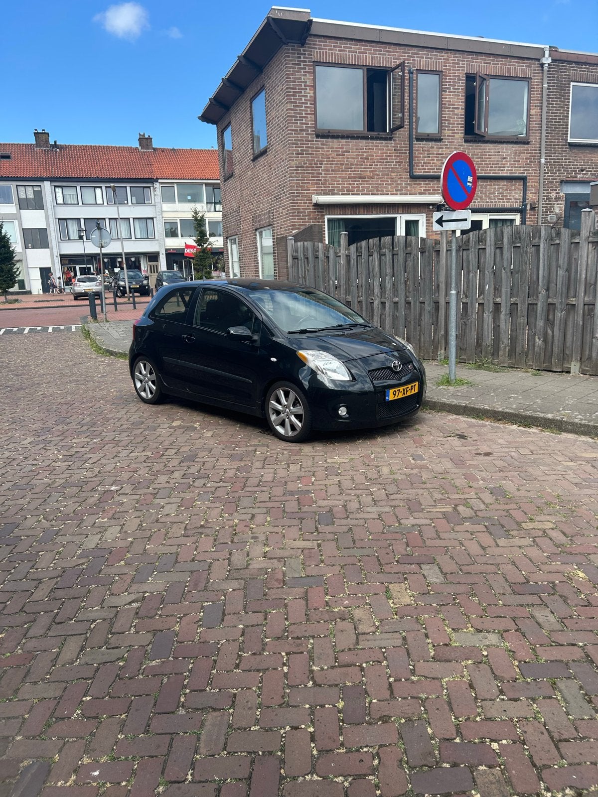 Toyota Yaris 1.8 16V Vvt-i 3DR TS 2007 Zwart, Auto's, Toyota, Voorwielaandrijving, 4 cilinders, 133 pk, Handgeschakeld