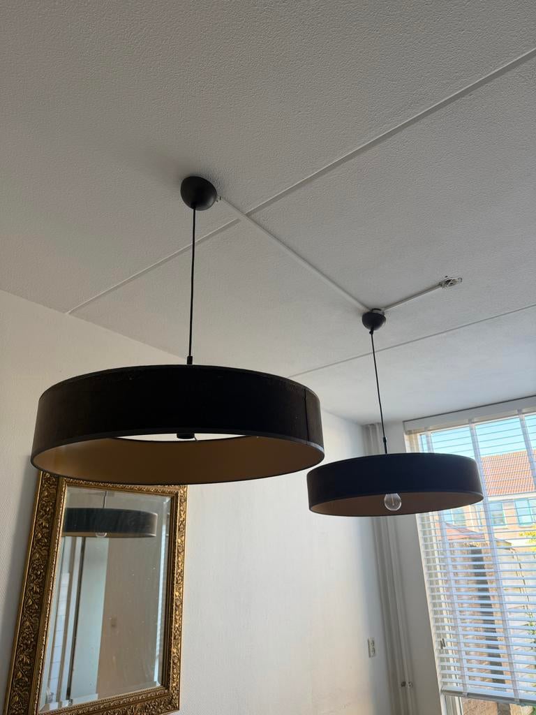 2 Stijlvolle Hanglampen voor Eettafel - donkerbruin brons, Huis en Inrichting, Ophalen of Verzenden, Zo goed als nieuw, Stof, 50 tot 75 cm