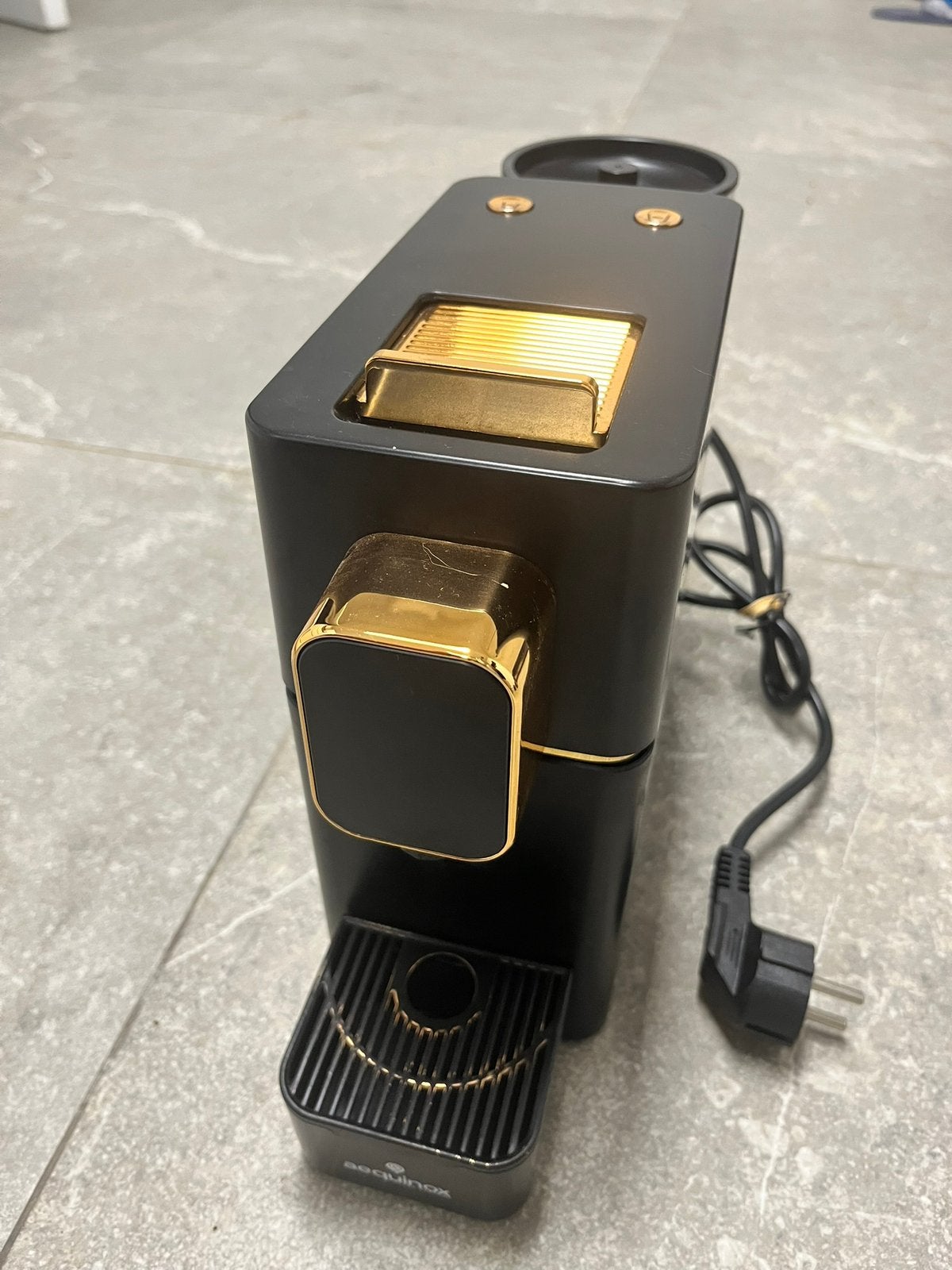 Aequinox • type nespressocups • als nieuw
