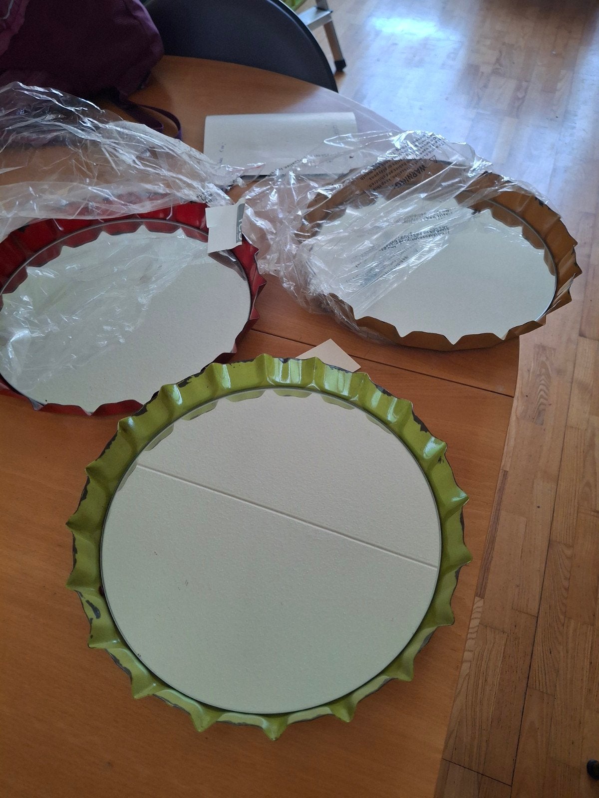 3 Ronde wandspiegel  Merk:Yes, Ophalen, Minder dan 50 cm, Rond, Nieuw