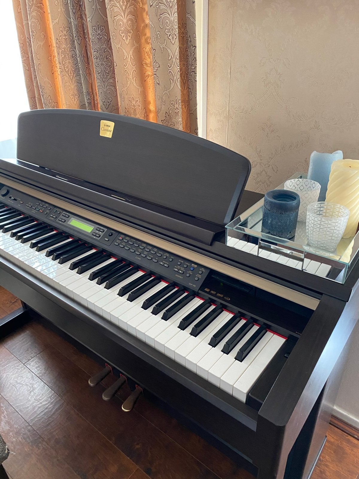 Yamaha Clavinova CLP-170 Digitale Piano, Muziek en Instrumenten, Piano's, Ophalen, Bruin, Digitaal, Zo goed als nieuw
