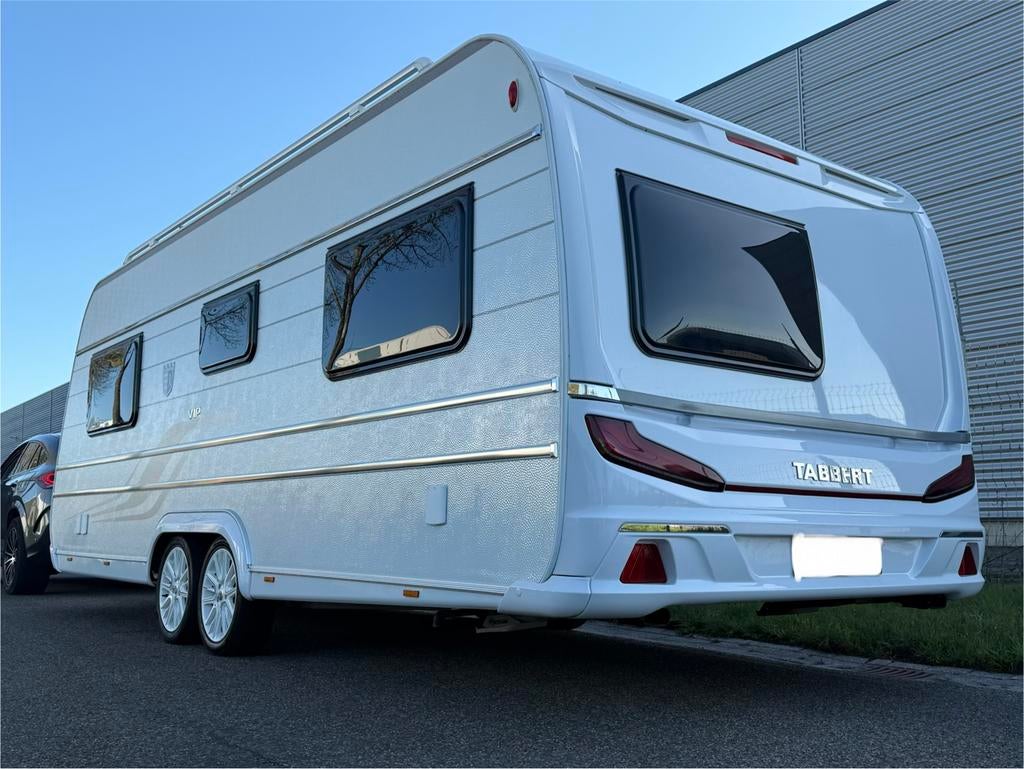 Tabbert Bellini VIP 570 HTD (2022) toilet – Luxe uitvoering, Caravans en Kamperen, Caravans, Rondzit, Omvormbare zithoek, Bedrijf