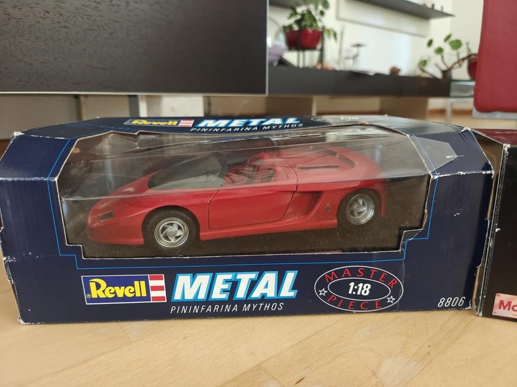 Revell Metal Pininfarina Mythos 1:18 Modelauto, Hobby en Vrije tijd, Modelauto's | 1:18, Ophalen of Verzenden, Zo goed als nieuw