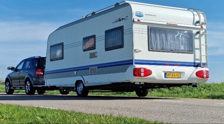 Hobby caravan 560 excellent easy met Mover, Caravans en Kamperen, Rondzit, Hobby, Particulier, Luifel