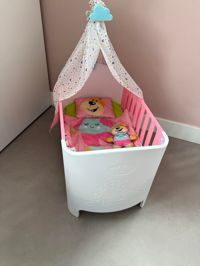 Baby Born poppenwiegje met hemeltje en beddengoed, Ophalen of Verzenden, Zo goed als nieuw, Babypop