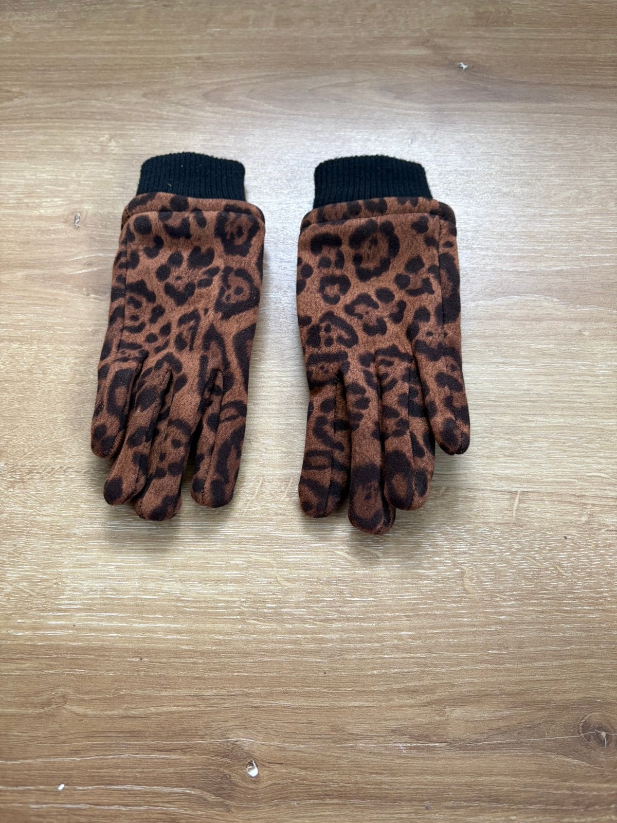 Handschoenen panter print maat M, 1x gedragen maar te klein, Ophalen of Verzenden, Zo goed als nieuw, Maat 38/40 (M), Handschoenen