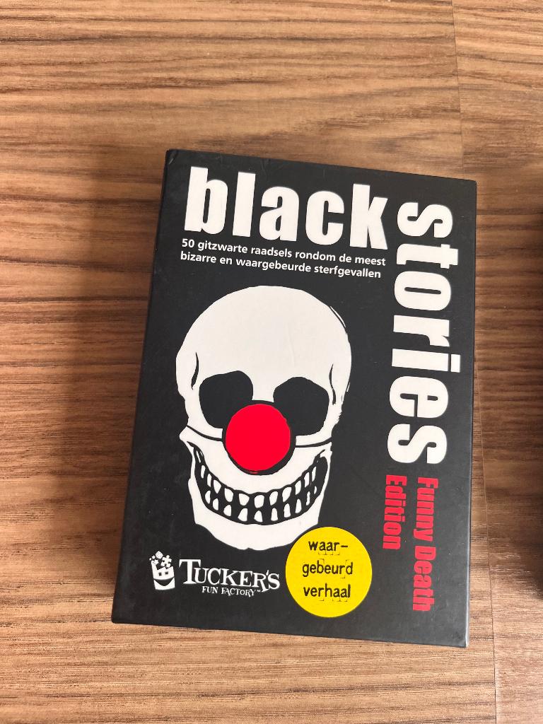 Black stories funny death edition, Vijf spelers of meer, Ophalen, Zo goed als nieuw, Tucker's Fun Factory