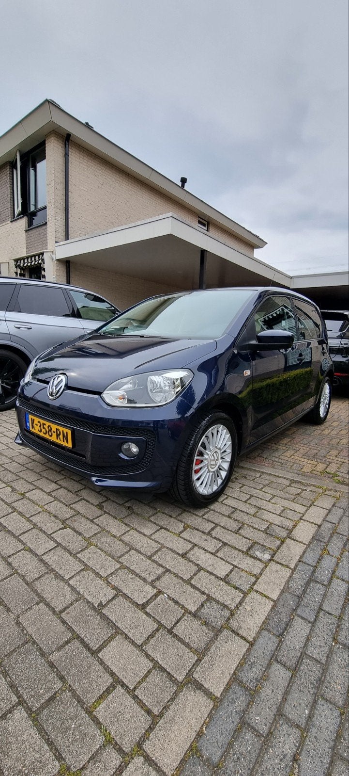 Volkswagen High up! 1.0 93dkm, Voorwielaandrijving, 840 kg, Leder en Stof, 24 km/l