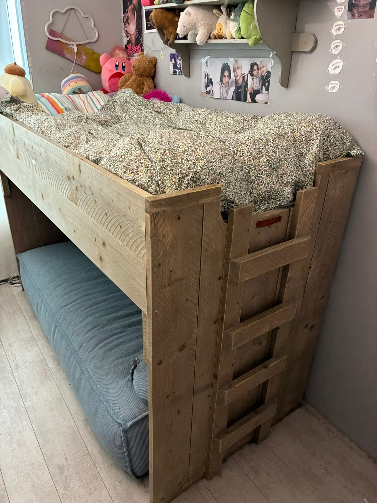 Gratis af te halen! Hoogslaper eenpersoons, met bank eronder, Kinderen en Baby's, Kinderkamer | Stapelbedden en Hoogslapers, Ophalen