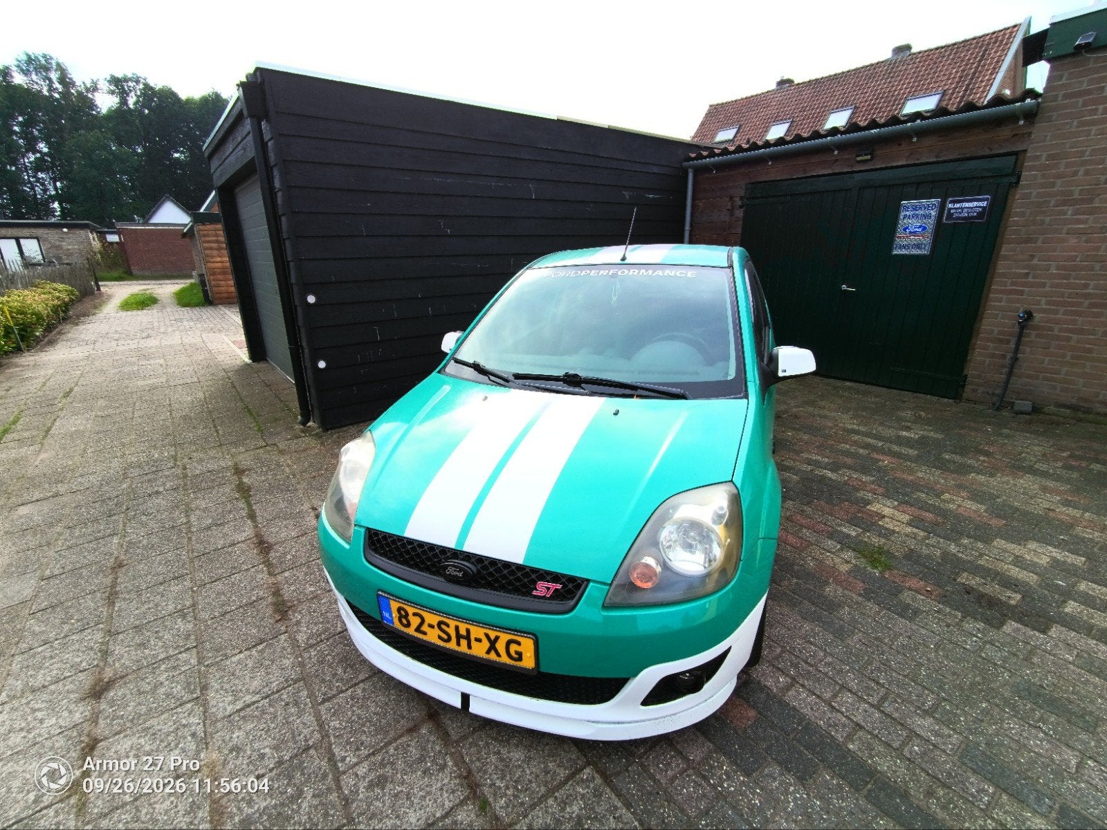 Ford Fiësta 1.3 8V 3DR 2006 groen, Auto's, 1299 cc, 40 €/maand, Zwart, 4 cilinders