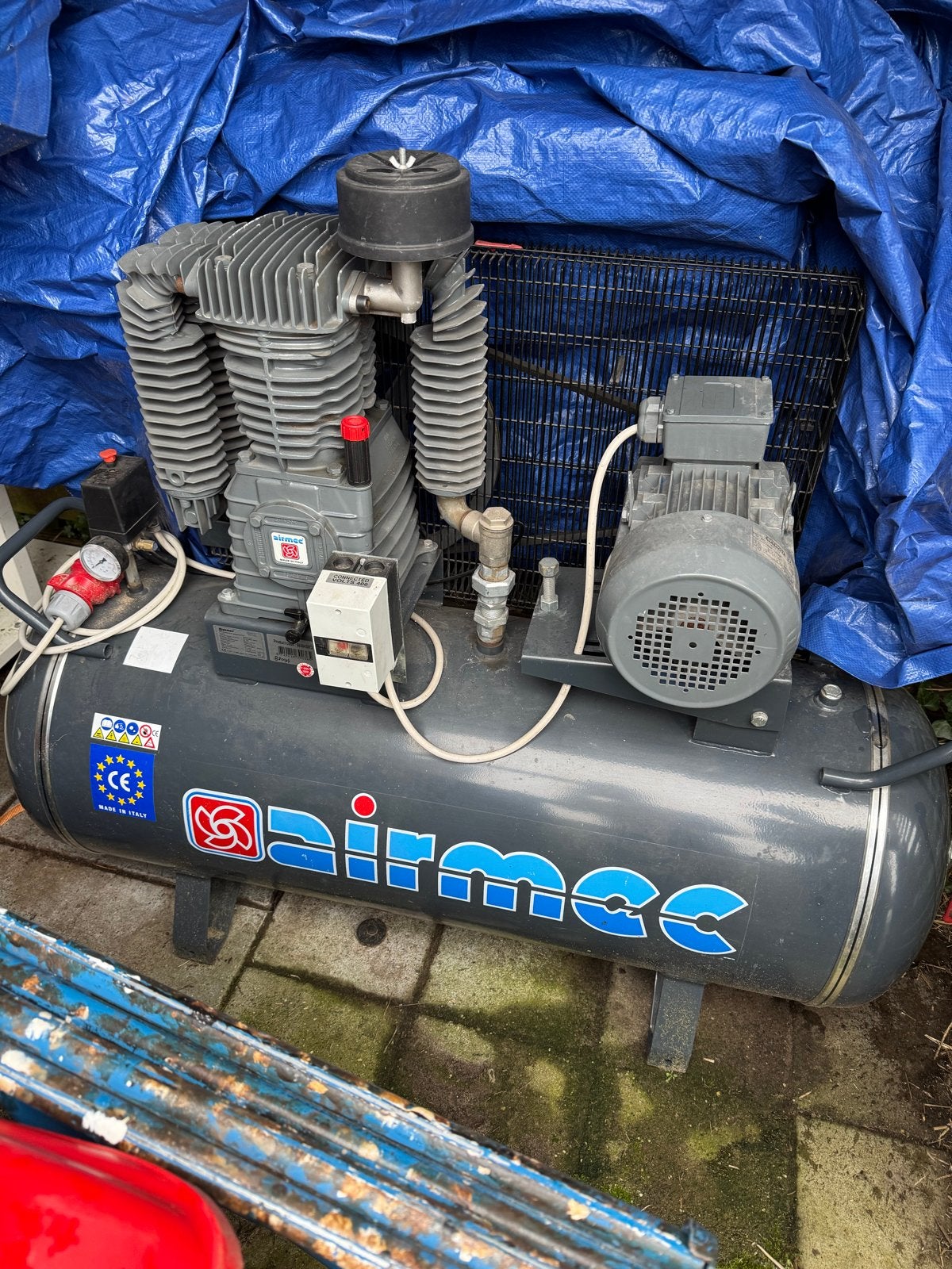 Airmee compressor 5.5kW 7.5PK - Krachtige luchtcompressor, Doe-het-zelf en Verbouw, Compressors, Ophalen of Verzenden, Gebruikt