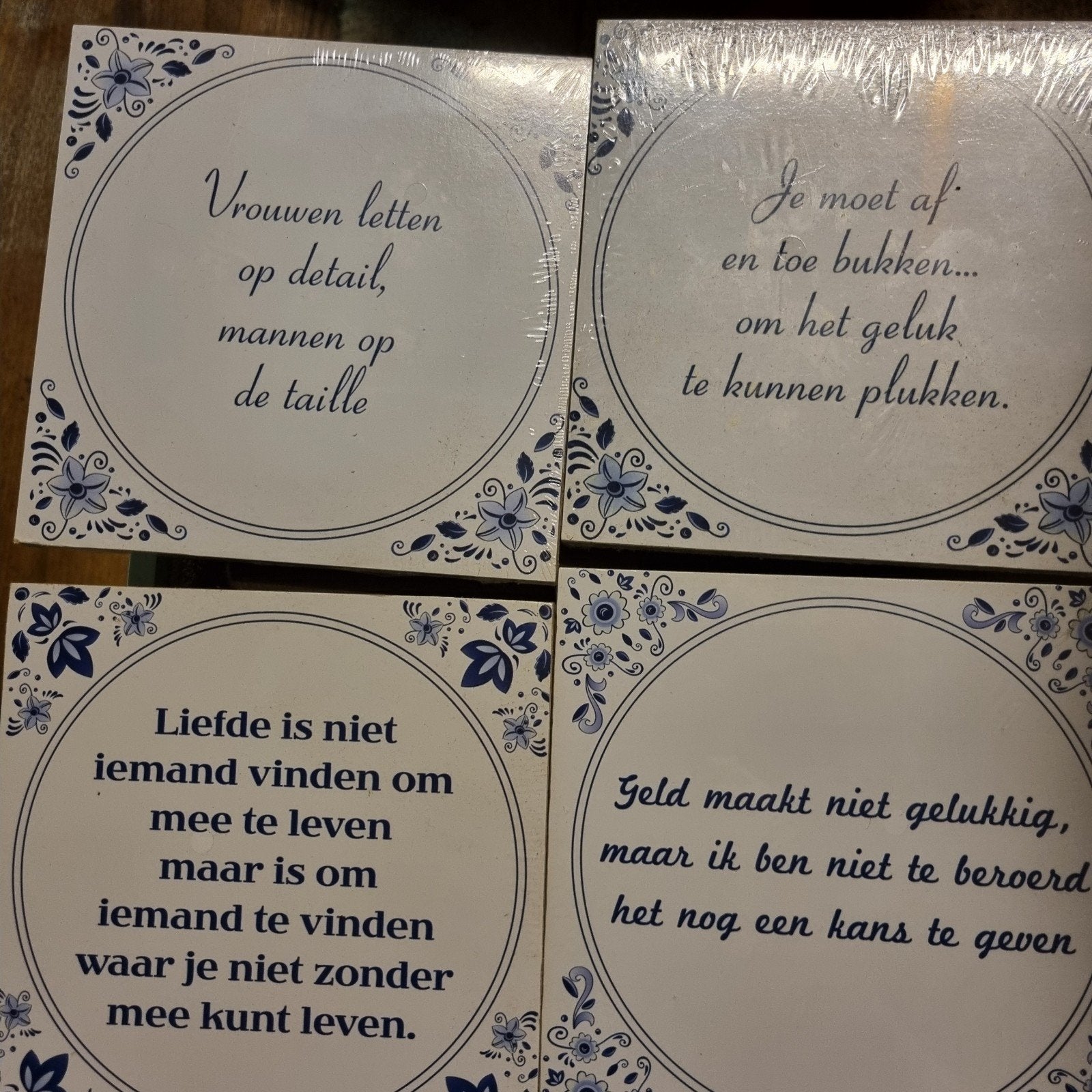 Kartonnen  tegeltjes  met humoristische spreuk, Ophalen of Verzenden, Nieuw