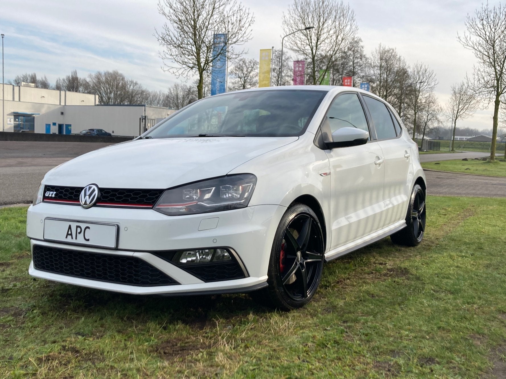Volkswagen Polo 1.8 TSI GTI, Gebruikt, Alcantara, Wit, Bedrijf