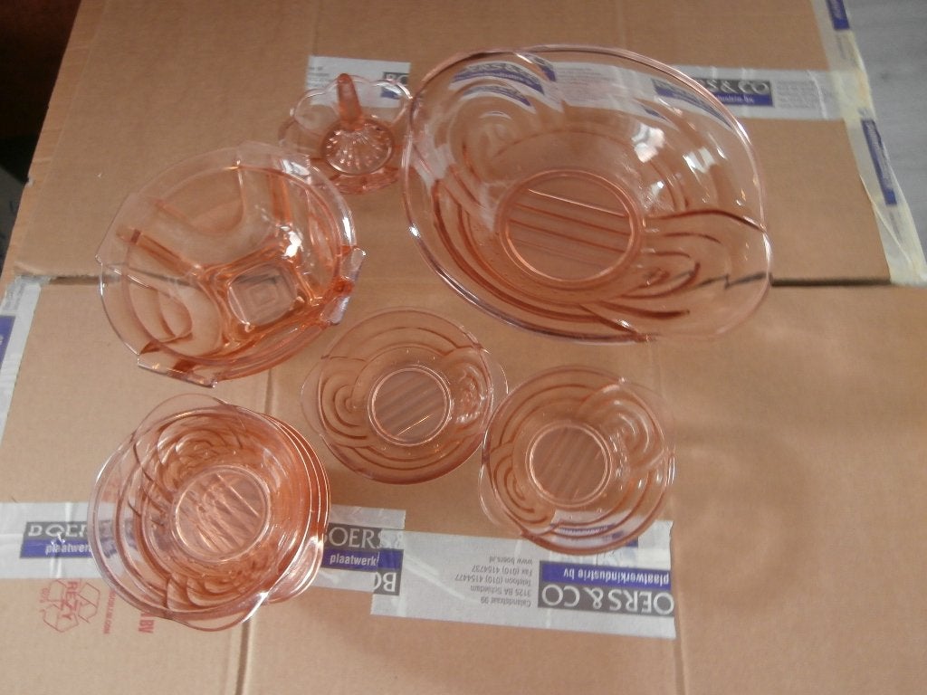 Antieke schaal schaaltjes bowlschaal retro rood kleurig, Ophalen of Verzenden