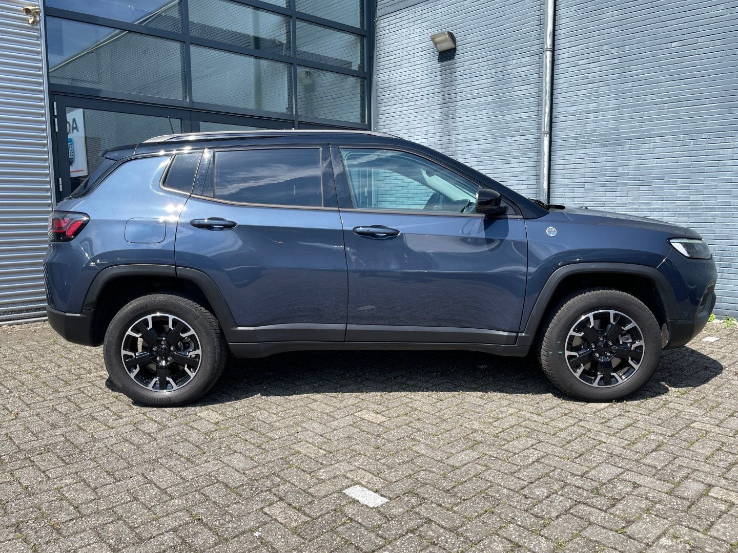 Jeep Compass 1.3T 4XE 240pk Plug-in Hybrid Automaat Trailhaw, Automaat, 12 maanden, 4 cilinders, Blauw