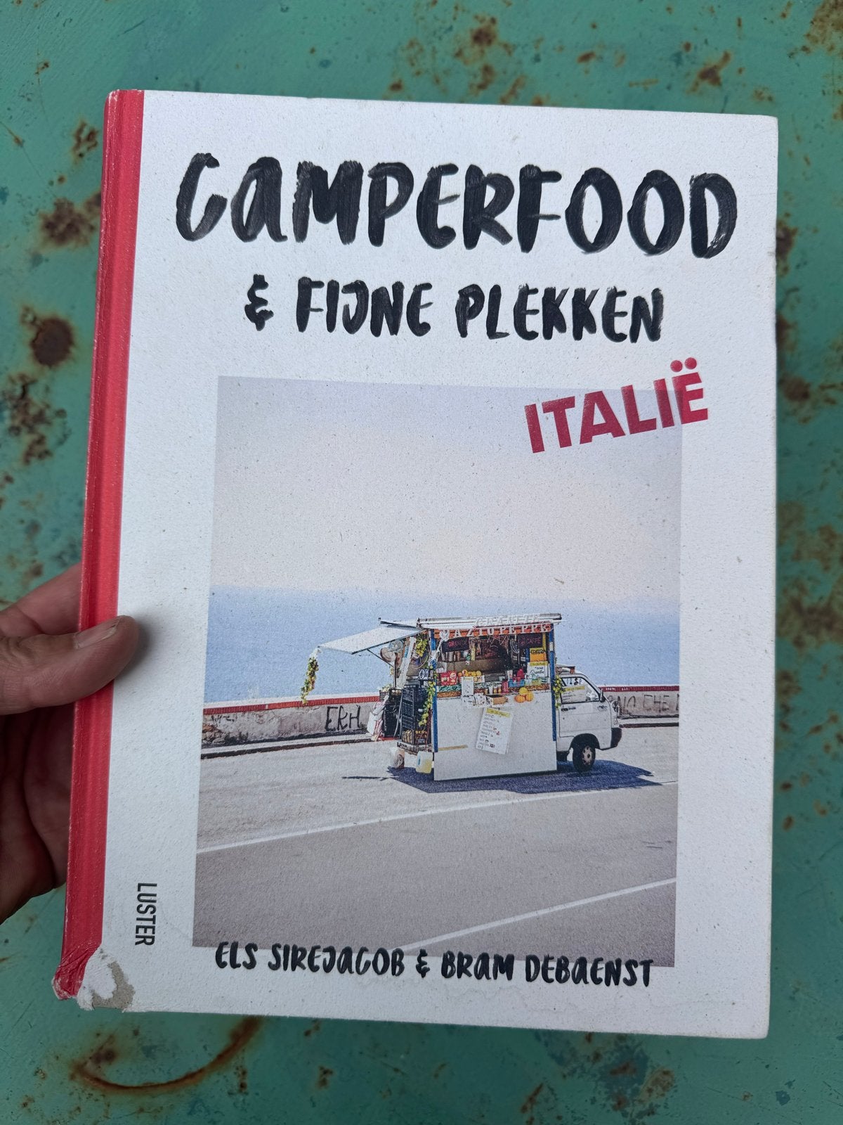 Camperfood & Fijne Plekken Italië - Kookboek, Ophalen of Verzenden, Zo goed als nieuw, Italië, Hoofdgerechten