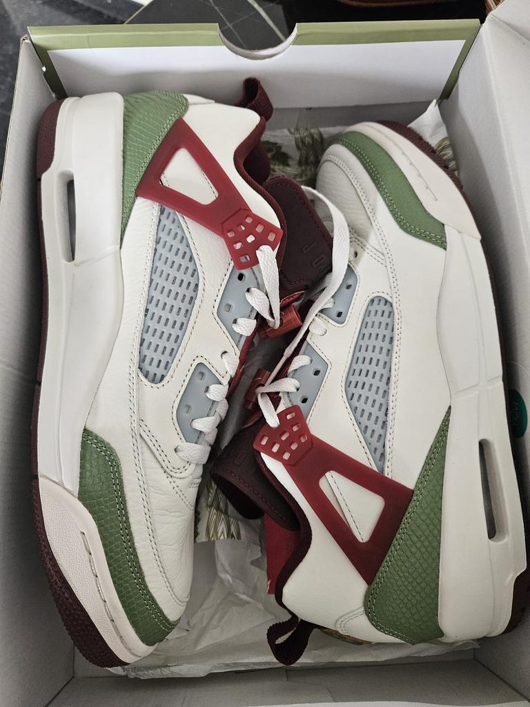 Jordan spizike maat 43, Ophalen, Nieuw, Sneakers of Gympen