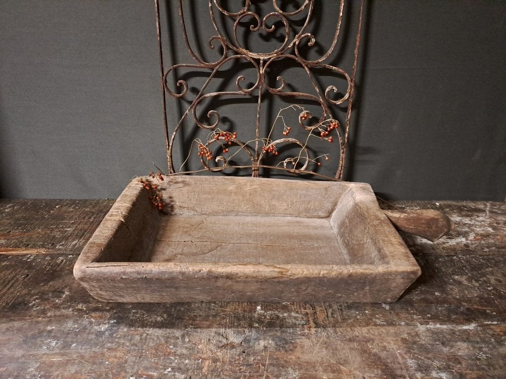prachtige unieke oude houten trog met handgreep sober, Ophalen, Nieuw