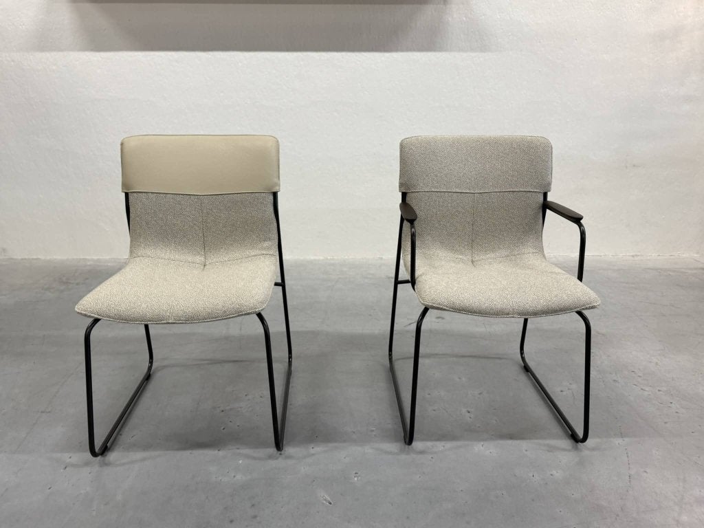 2 Nieuw Leolux Ditte eetkamerstoelen Stof Design stoel, Huis en Inrichting, Leolux, Twee, Overige kleuren, Info@leolux.nl