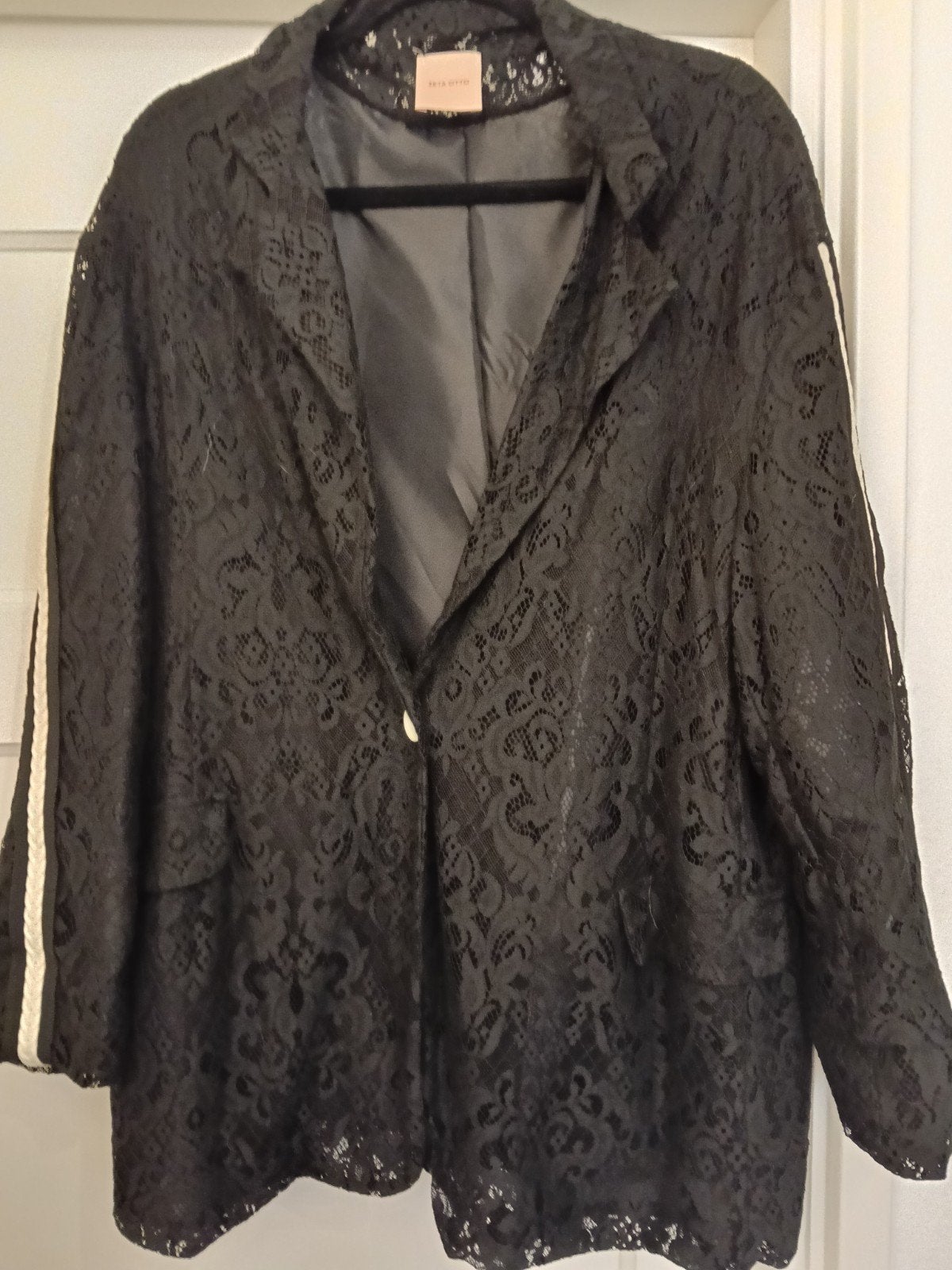 mooie zwarte kanten blazer, Ophalen of Verzenden, Nieuw, Maat 42/44 (L), Zwart