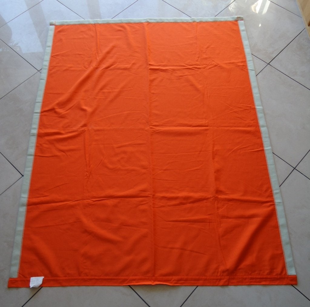 Te koop 2 nieuwe oranje dekens van Ikea van 100% polyester., Woondeken, 166 cm, Oranje, 130 cm