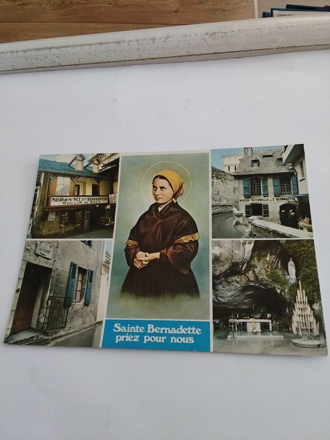 LOURDES. 1988.  GROT.  BERNADETTE, Verzamelen, Ophalen of Verzenden, 1980 tot heden