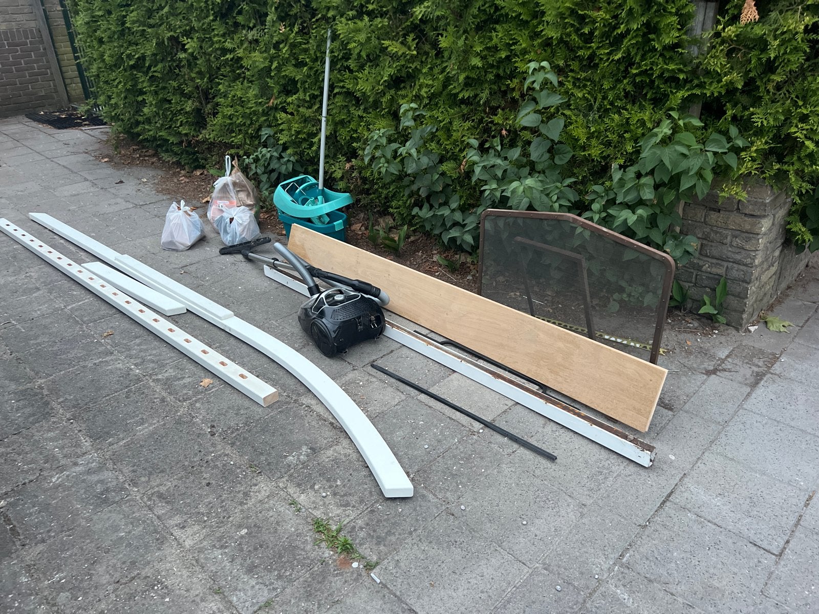 Diversen gratis (ijzer en hout), Ophalen, 250 mm of meer
