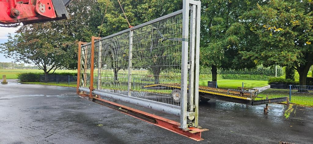 schuifpoort, Ophalen, Met poort, Gebruikt, Dubbelstaafmat hekwerk
