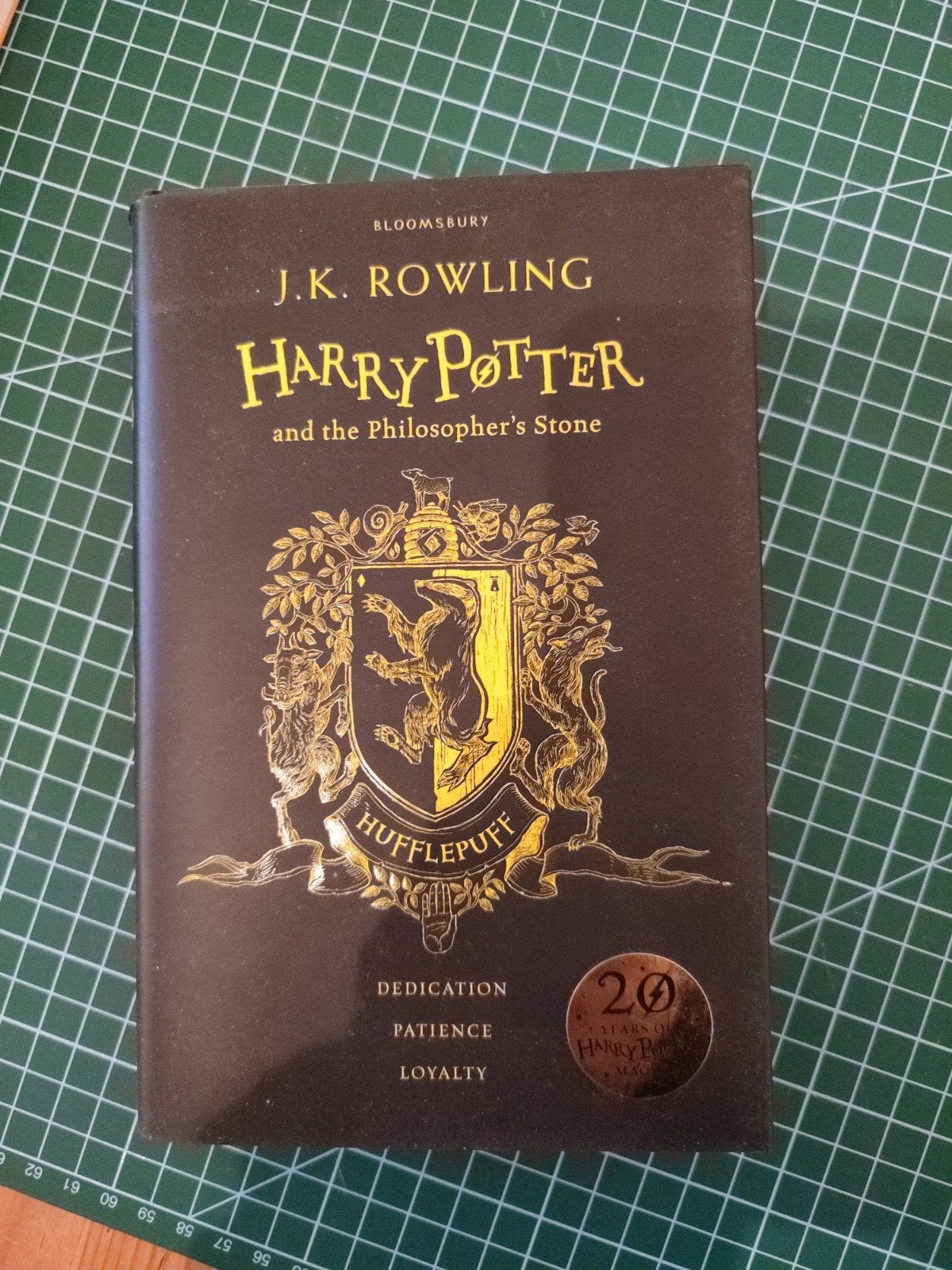 Harry Potter and the Philosopher's Stone – Hufflepuff Editio, Ophalen of Verzenden, Zo goed als nieuw, J.K. Rowling