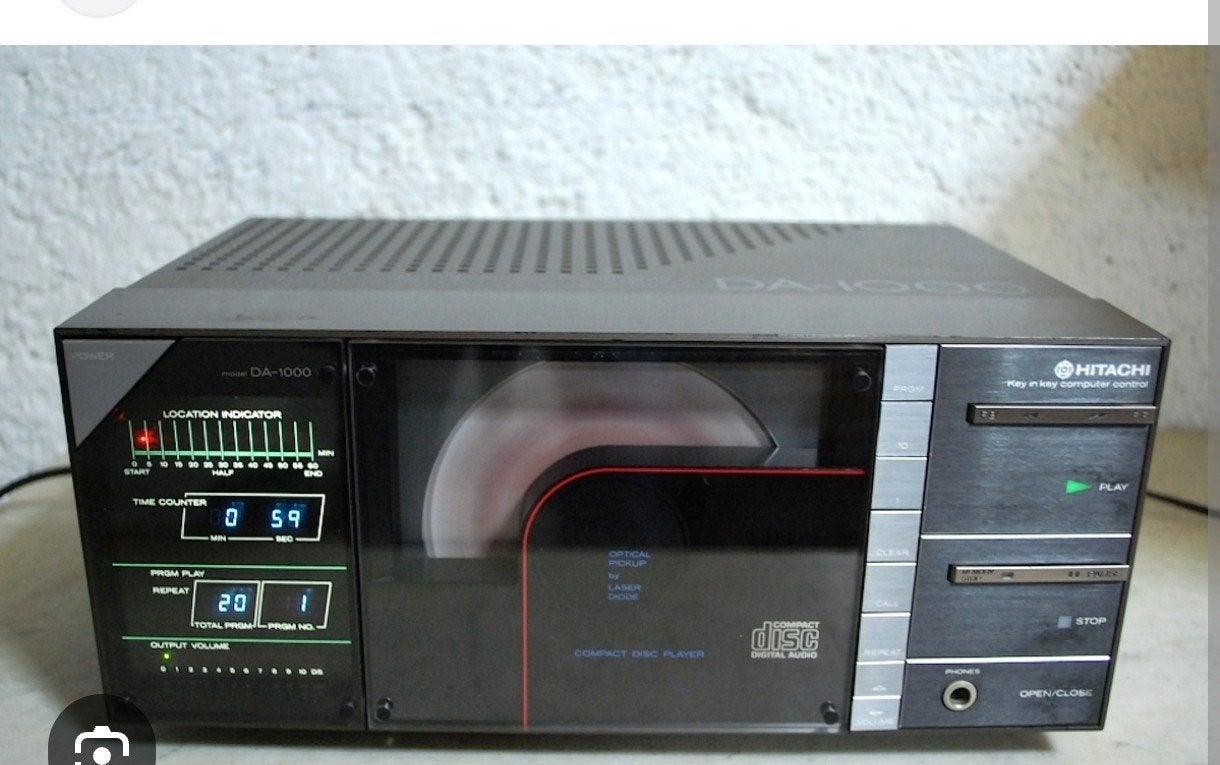 te koop gevraagd defecte Hitachi DA1000, Audio, Tv en Foto, Cd-spelers, Overige merken, Hitachi, Info@hitachi.com, Ophalen of Verzenden