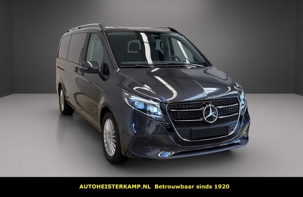 Mercedes-Benz V-Klasse 220d L2 Style Grijs Kenteken Distroni, Automaat, Gebruikt, Zwart, 4 cilinders