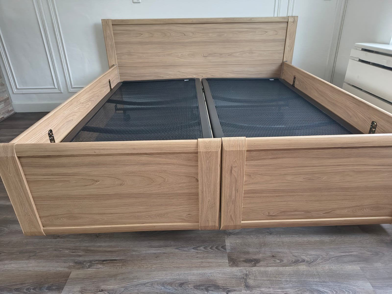king size bed frame 180*200cm, Bruin, Tweepersoons, King size, Ophalen of Verzenden