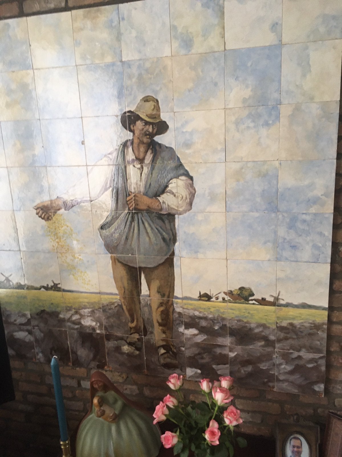Antiek tegeltableau zaaiende boer 64 tegels, Antiek en Kunst, Kunst | Schilderijen | Klassiek, Ophalen of Verzenden
