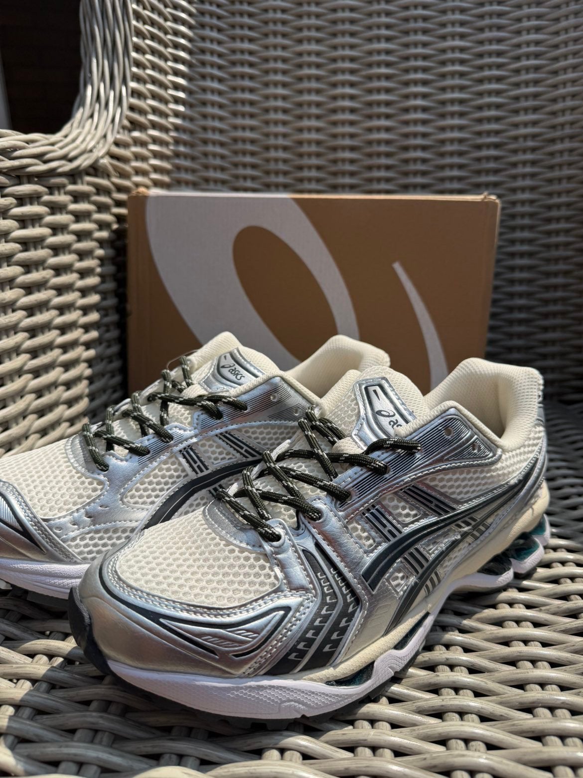 ASICS Gel-Kayano 14 || maat 41,5, Ophalen of Verzenden, Nieuw, Overige kleuren, Overige typen