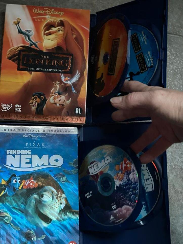 Lion King + Finding Nemo DVD’s, Alle leeftijden, Ophalen of Verzenden, Zo goed als nieuw, Dieren
