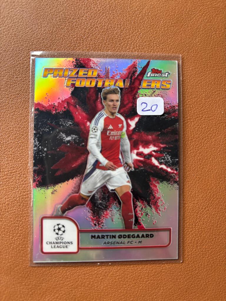 Odegaard Topps case hit prized footballers color match, Ophalen of Verzenden, Zo goed als nieuw, Buitenlandse clubs, Spelerskaart
