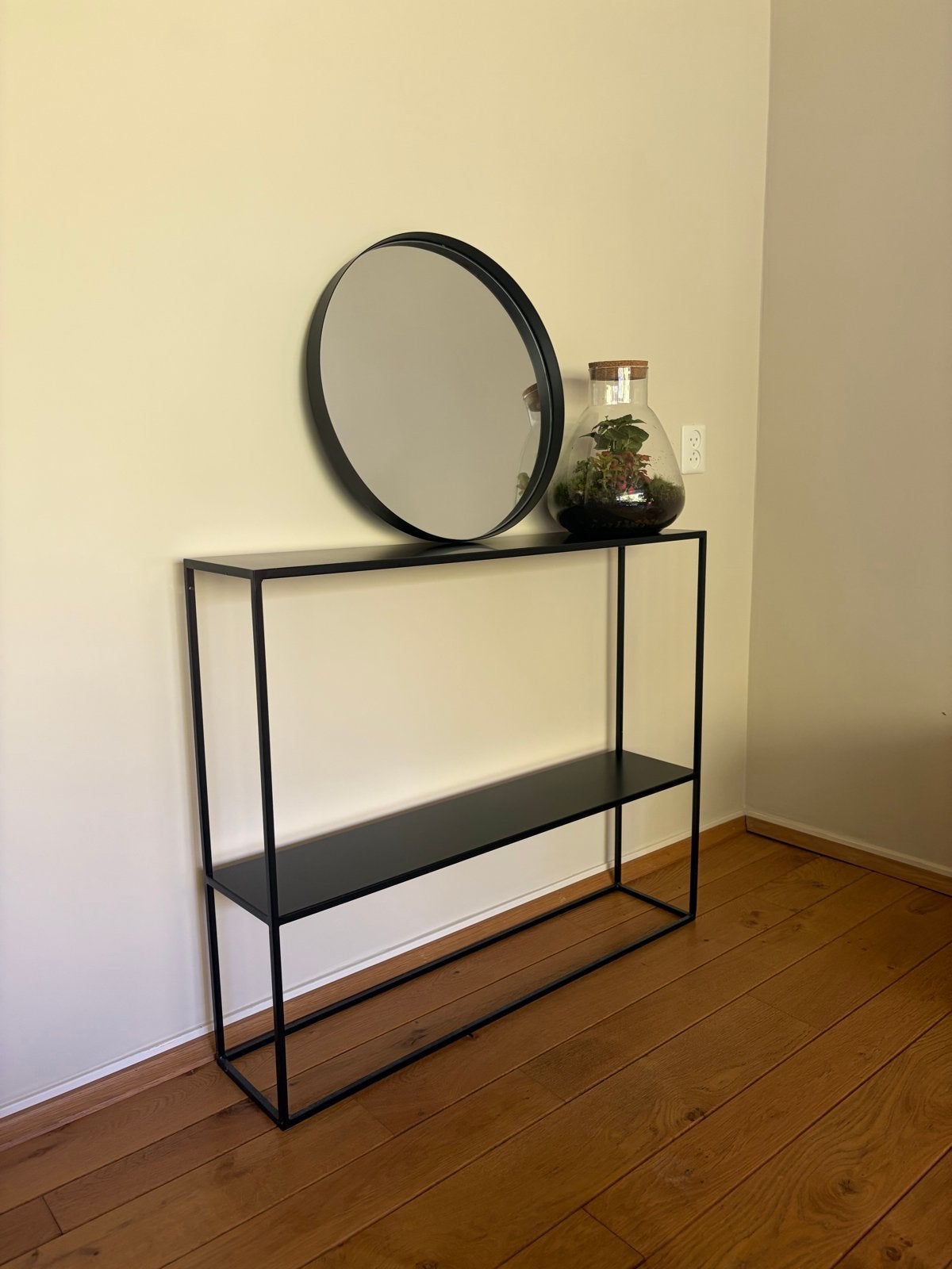 Zwarte metalen console wandtafel, Huis en Inrichting, Tafels | Sidetables, Ophalen, 50 tot 100 cm, Rond, Zo goed als nieuw