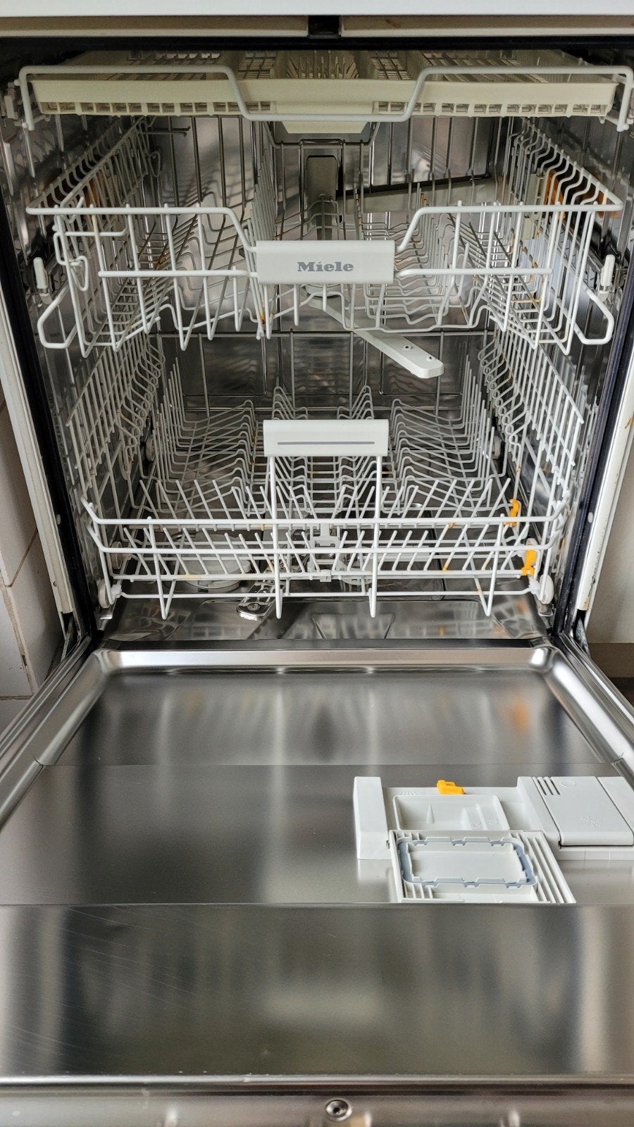 Miele Active SC Vaatwasser, Witgoed en Apparatuur, Vaatwasmachines, Gebruikt, 85 tot 90 cm, 45 tot 60 cm, Ophalen