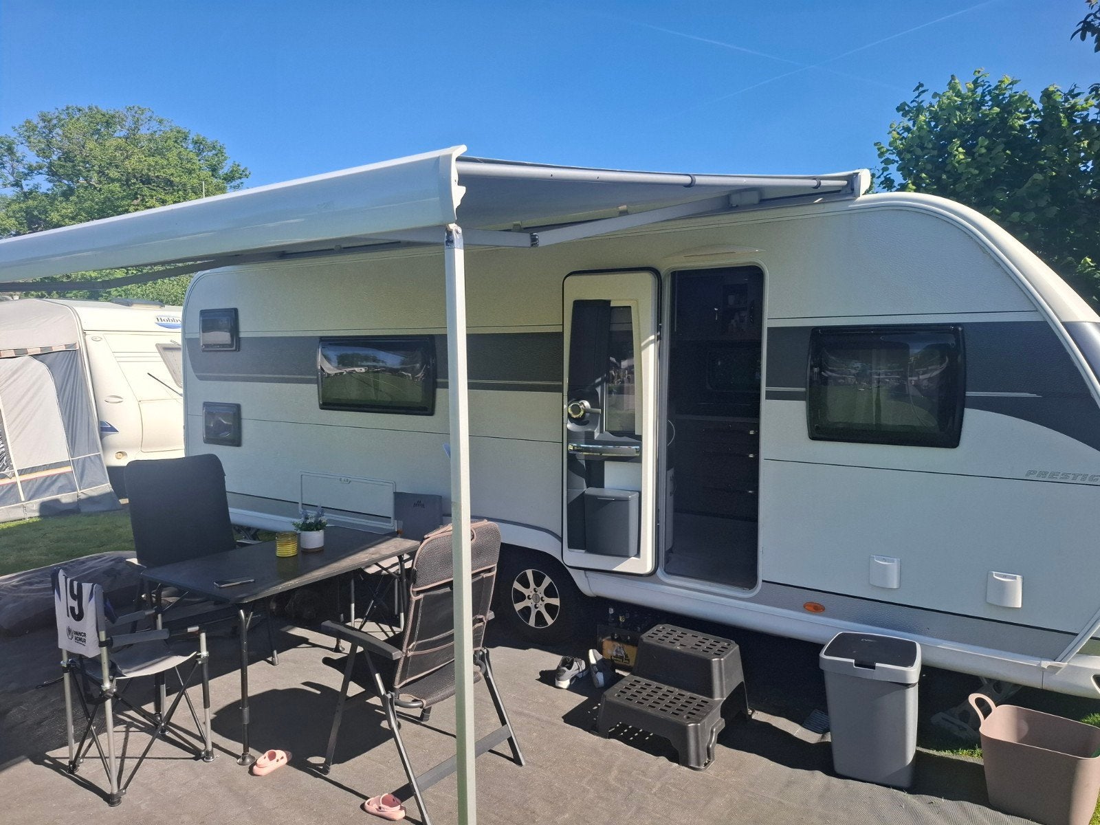 hobby prestige 650 KFU met ep level systeem, Vast bed, Rondzit, Hobby, Particulier