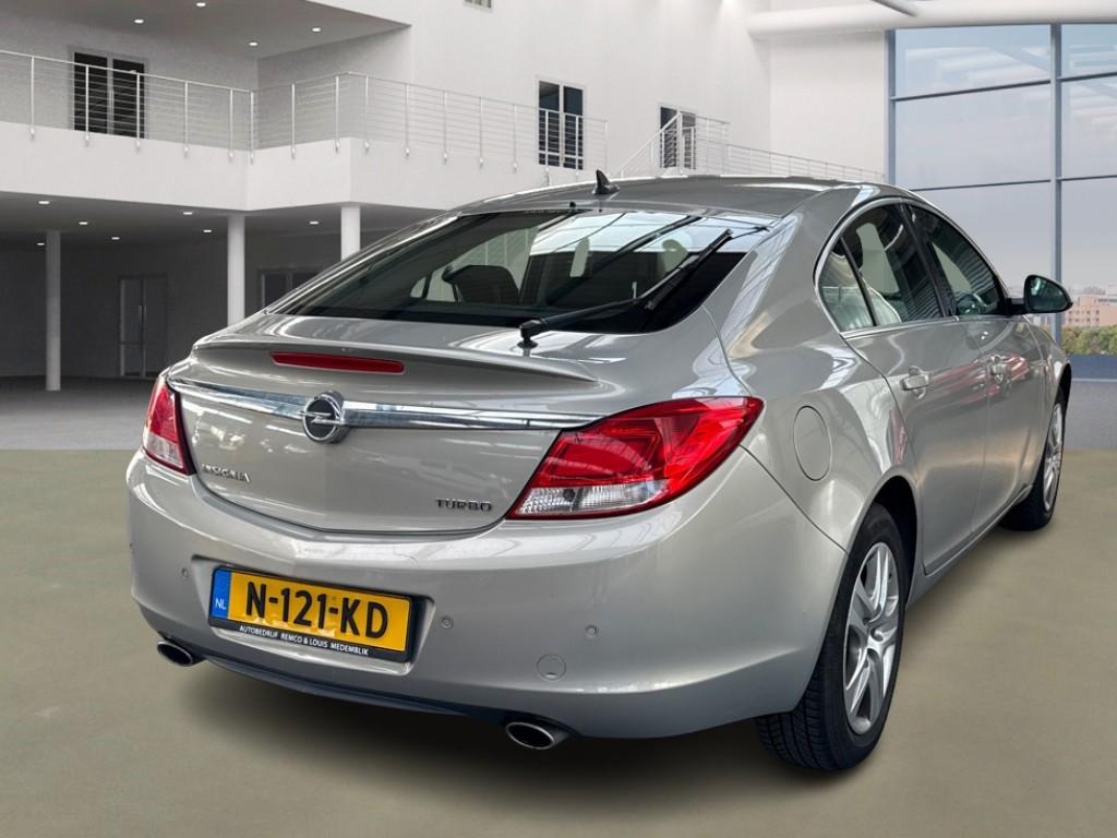 Opel Insignia 2.0 T Cosmo, Auto's, Opel, Gebruikt, 4 cilinders, Bedrijf, Handgeschakeld